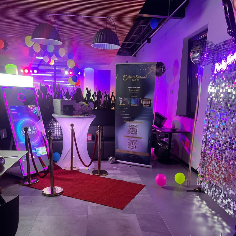Magic Mirror Photobooth huren | 65" Interactieve Fotospiegel – Bruiloften & Feesten